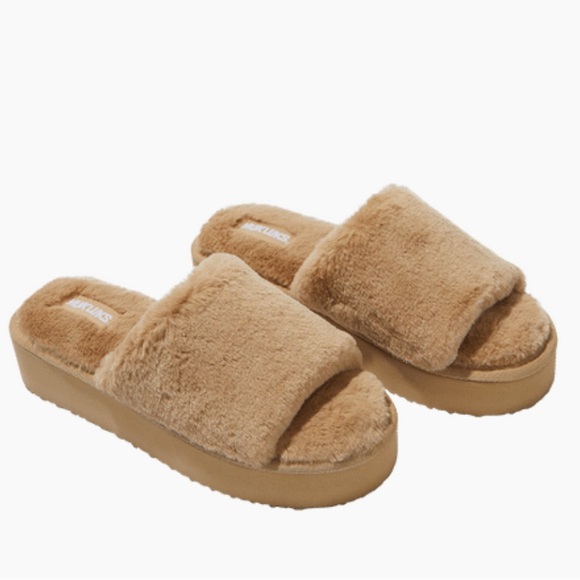 Musk Luks Kirstey Slide- Irish Cream - Picture 2 of 10